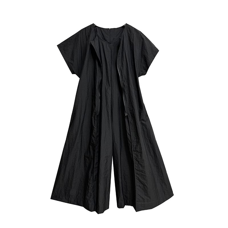 KUMI - Jumpsuit met korte mouwen en wijde pijpen