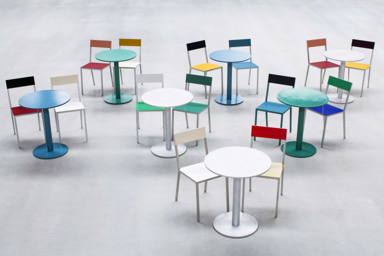 Valerie Objects Round Table S tafel 65.5 aluminium