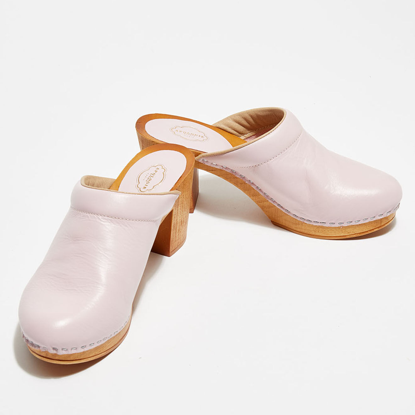 Apologie Studio Sabots en Cuir Chloé rose pâle - Talon 8 cm