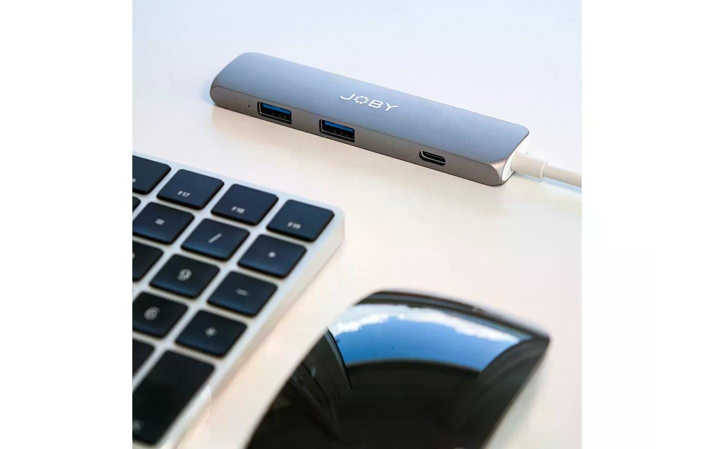 USB-Hub USB-C (4K HDMI, 2xUSB-A, PD)USB-C Hub (4K HDMI, 2xUSB-A, PD)