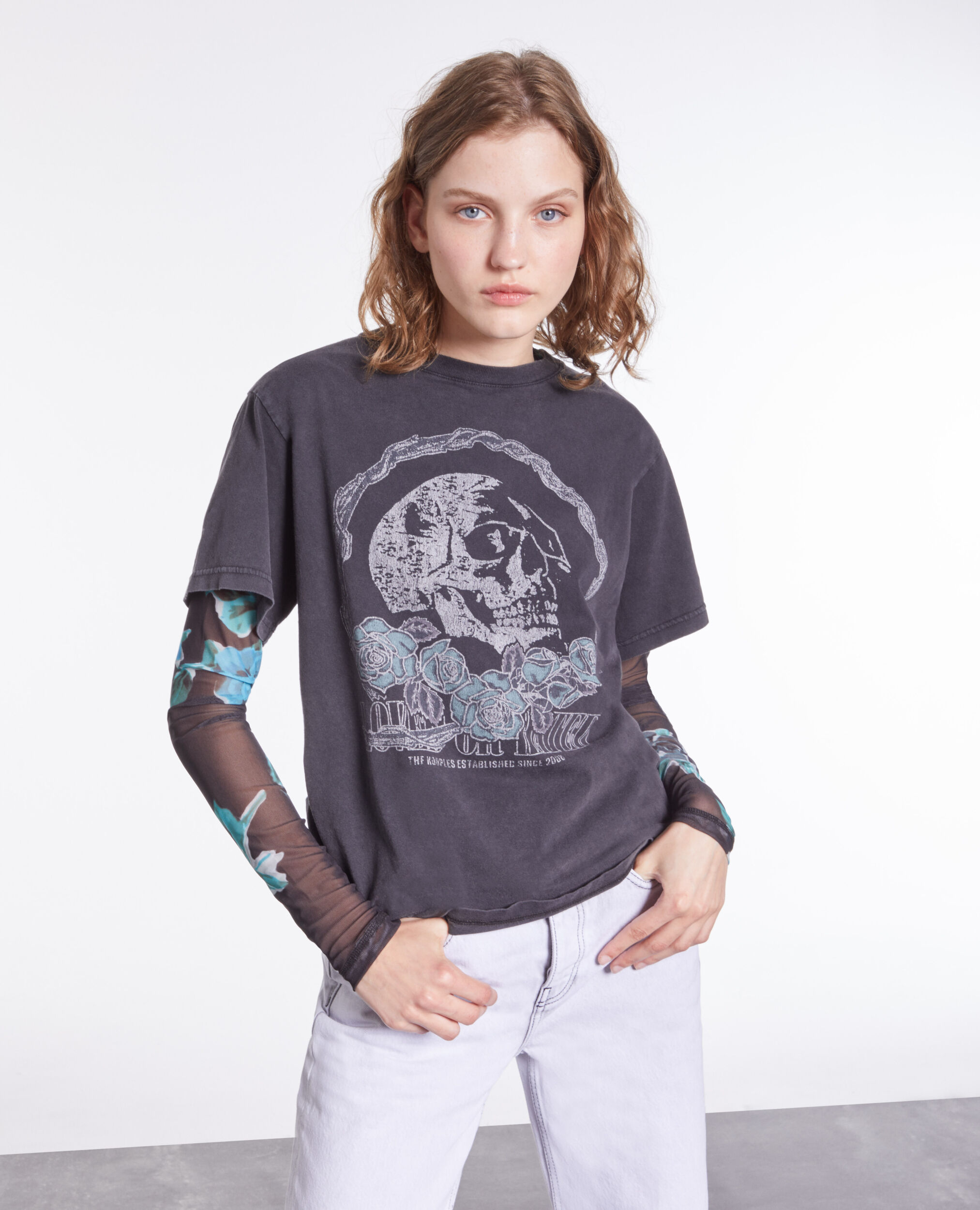 T-shirt noir avec sérigraphie Vintage skull