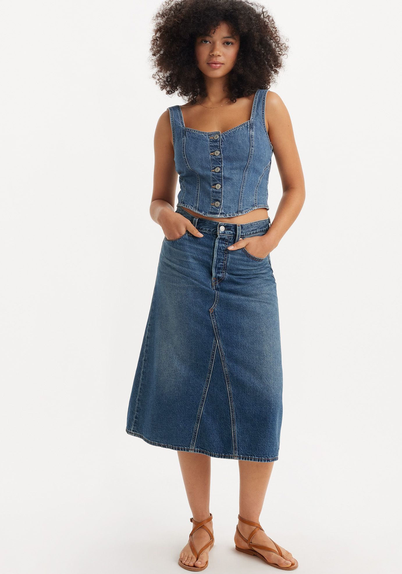 Levi's® Jeansrock »HR A LINE DECON SKIRT« in trendy Midi-Länge mit ausgefranster Kante
