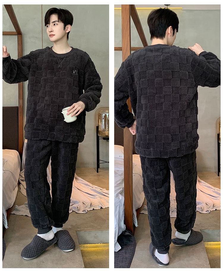 Jeony - Pyjamaset: Fleece Sweatshirt + Broek