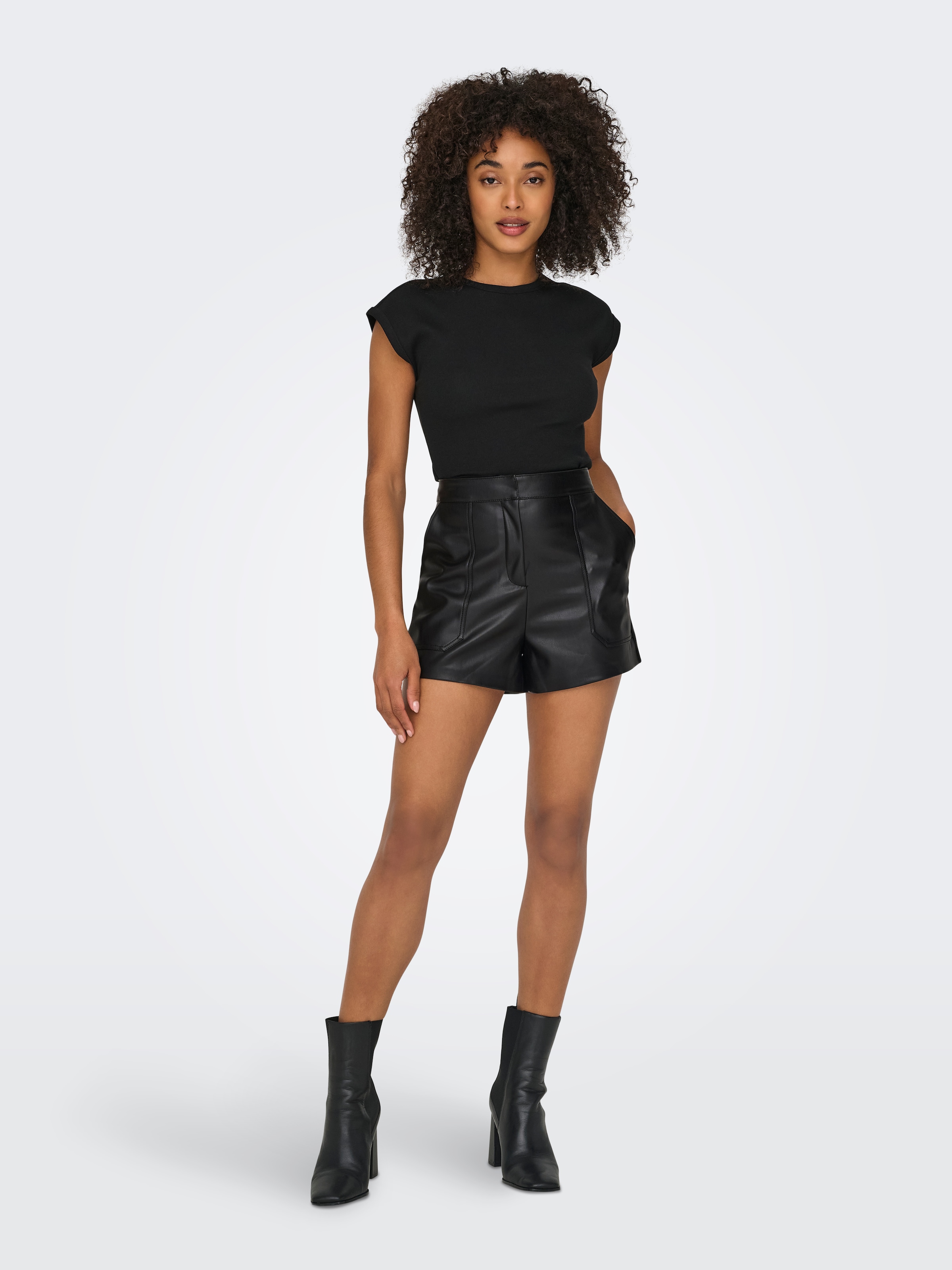 ONLY Lederimitathose »ONLTRICIA FAUX LEATHER SHORTS OTW NOOS«