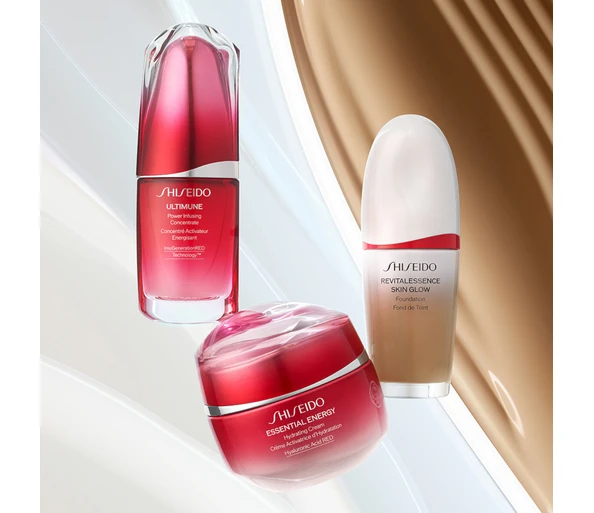 Shiseido Revitalessence Skin Glow FoundationAlabaster 110