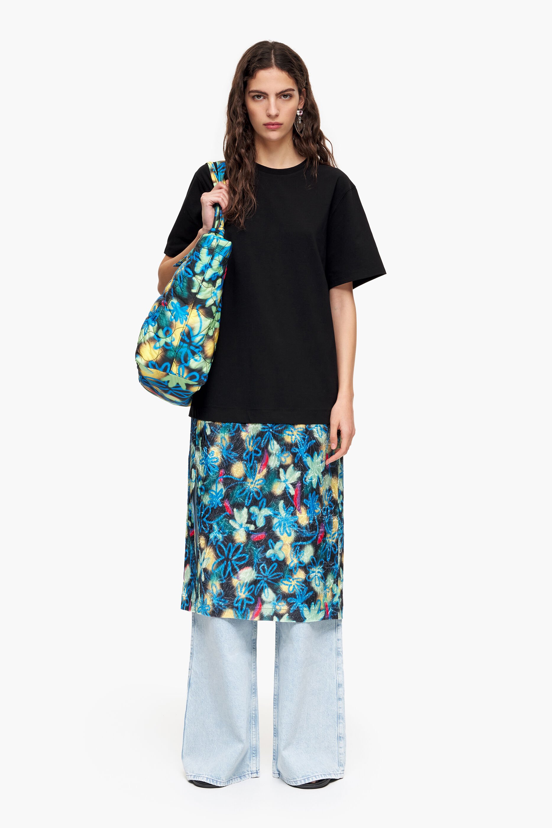 Vestido midi camiseta com estampa floral grafite azul