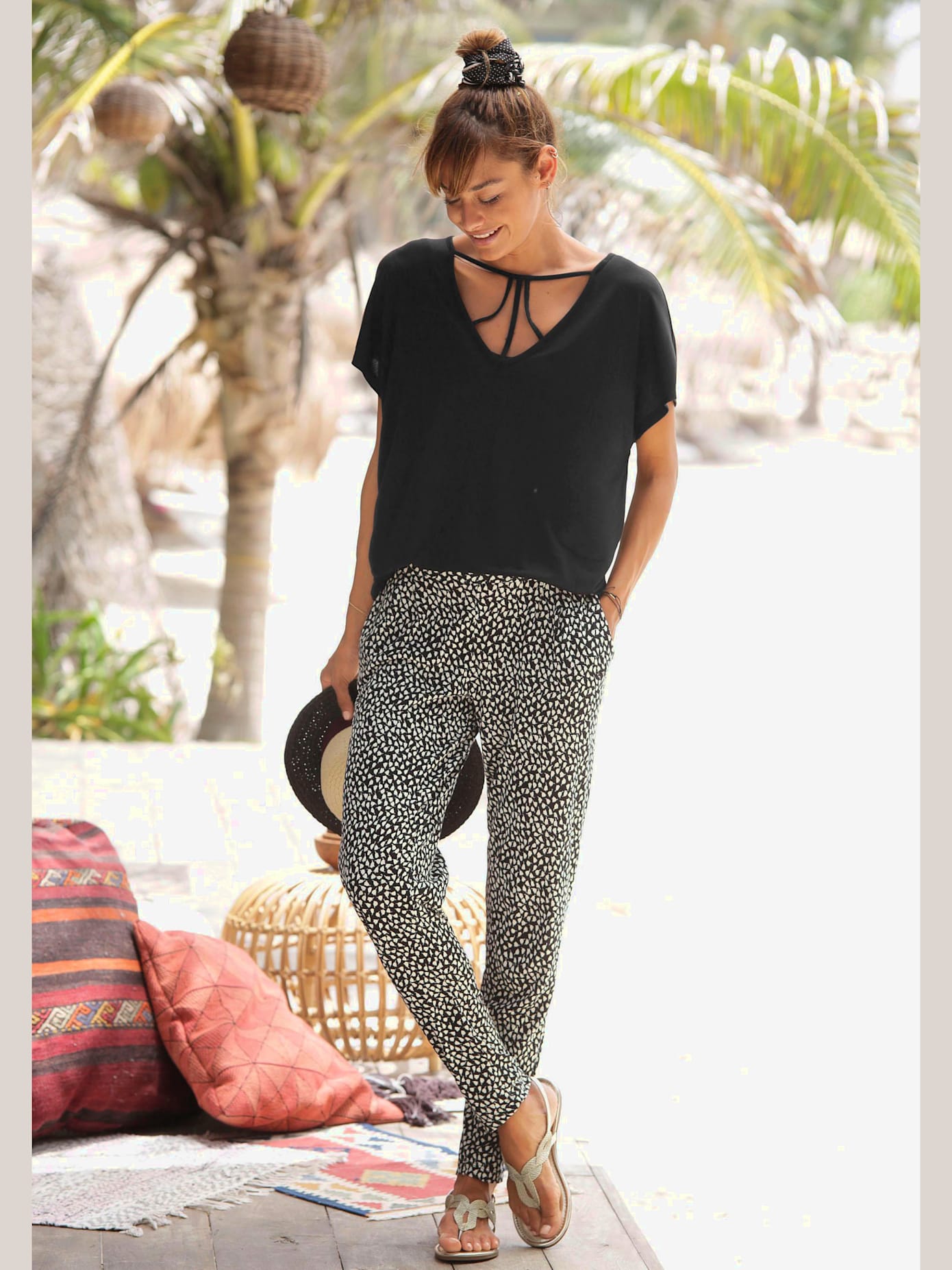 Pantalon de plage pantalon en tissu léger avec imprimé sur toute la surface