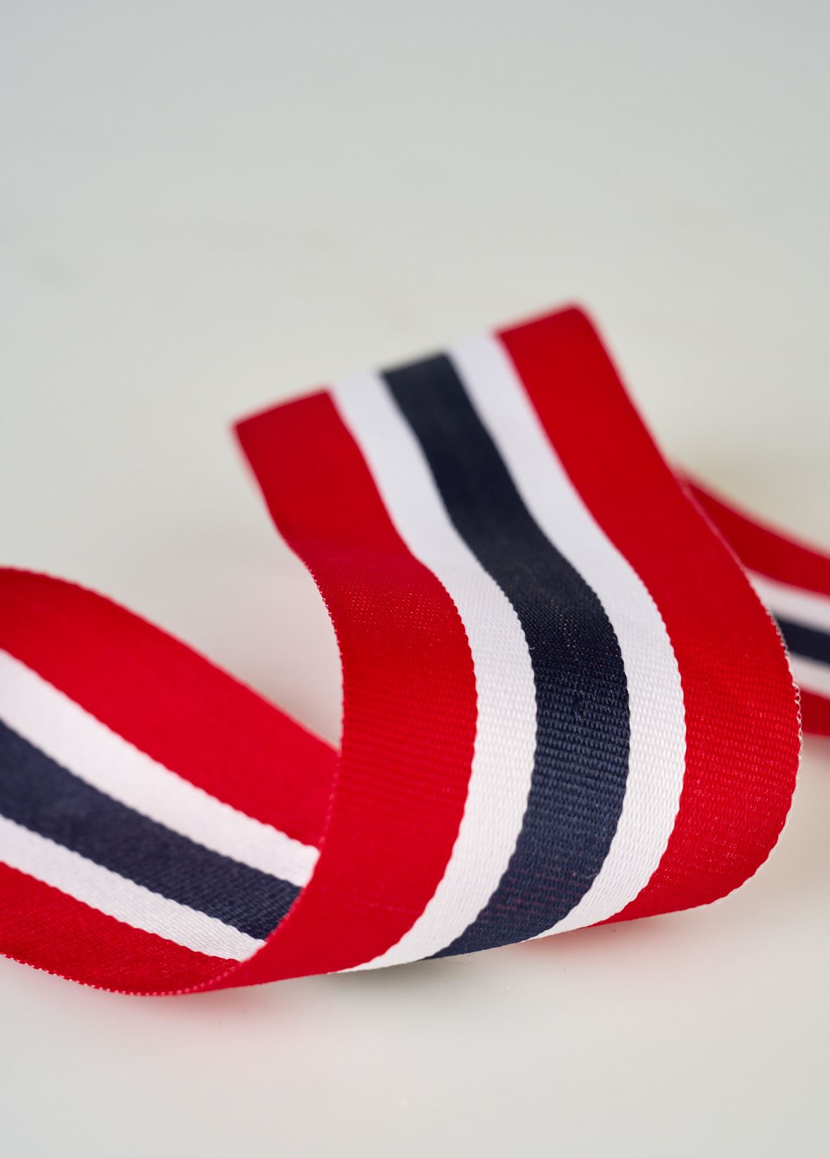 Dekorbånd multi rød - 1,5cm x 3m
