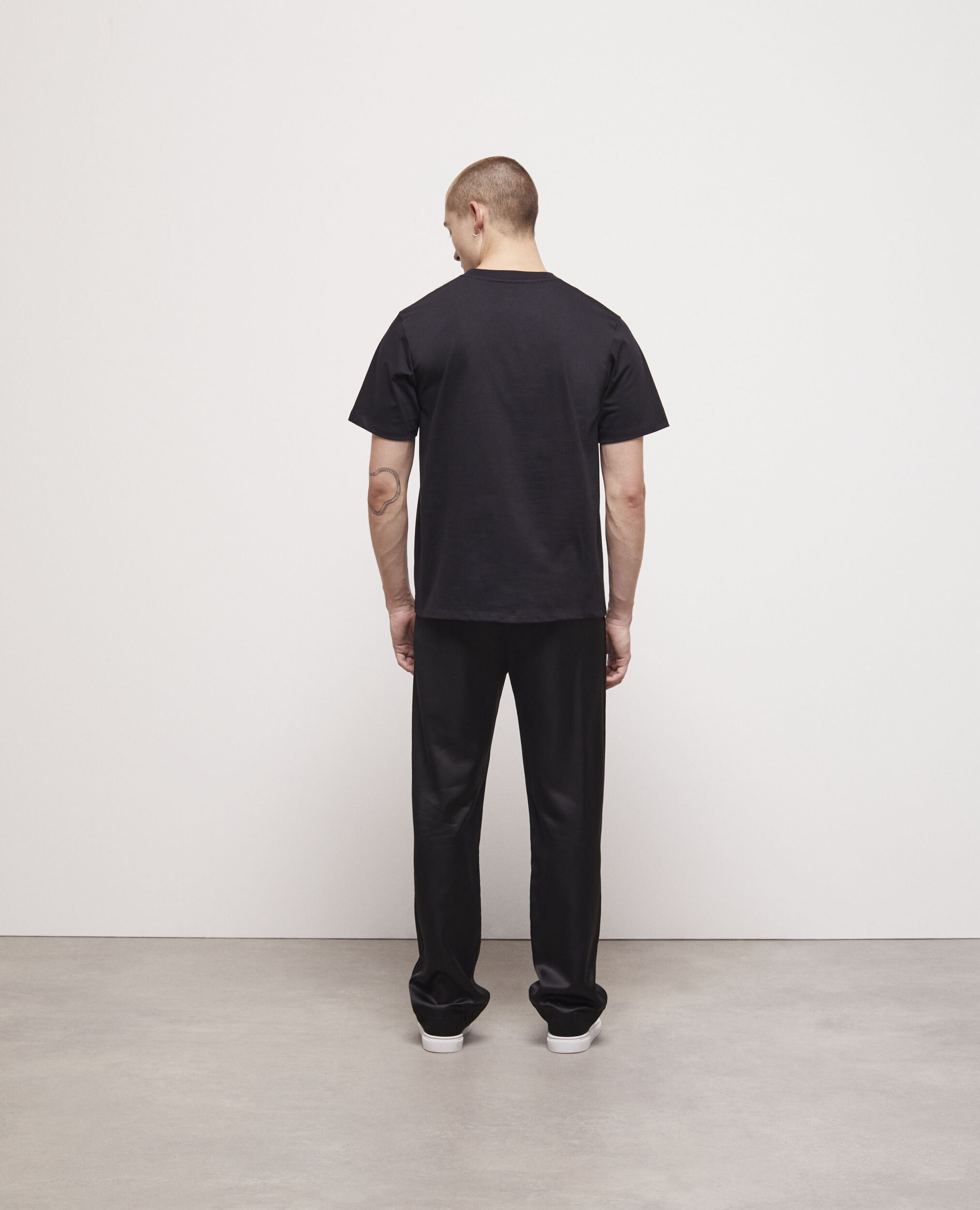 T-shirt logo noir