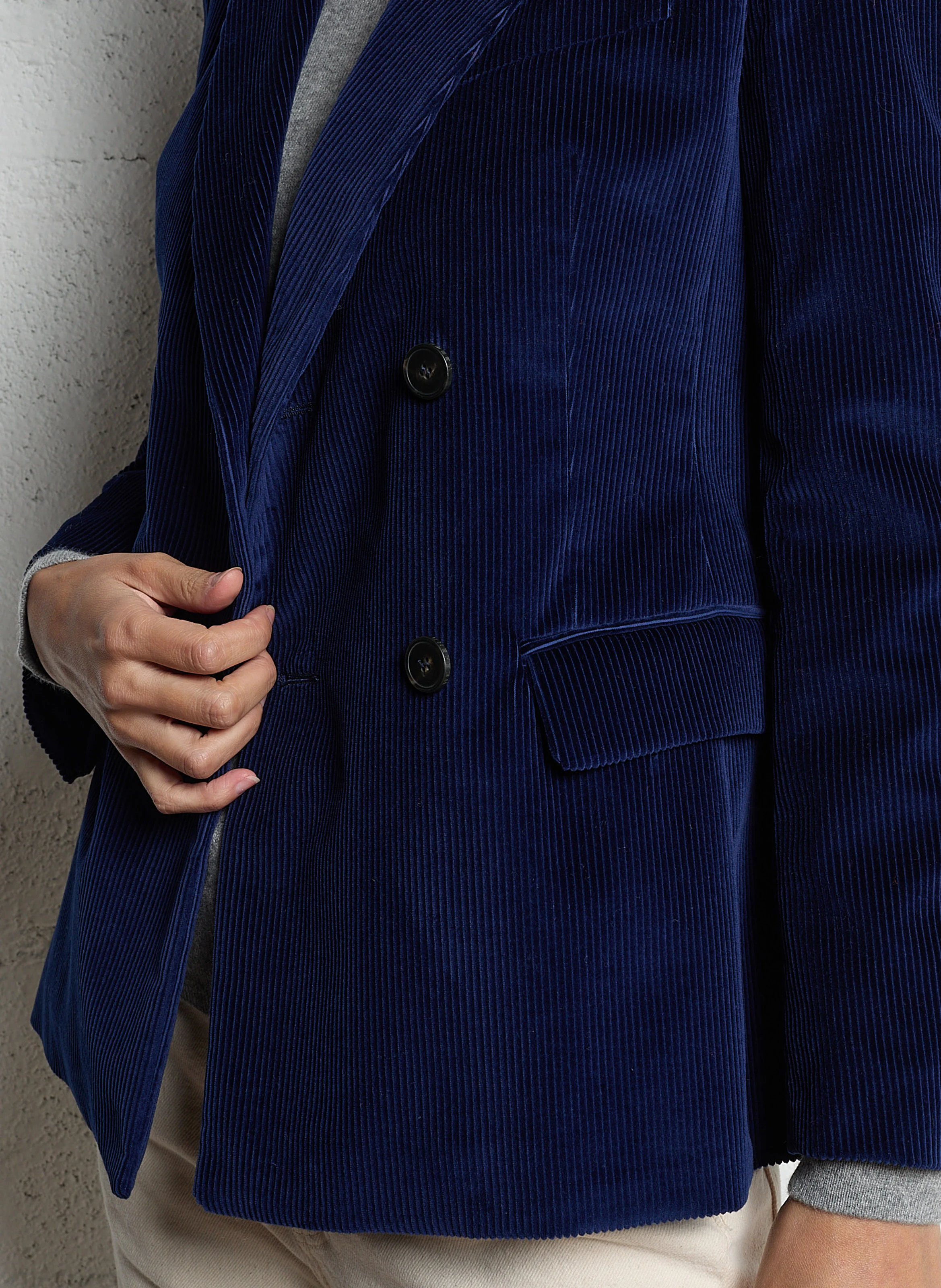 KATANGA - Veste ajustée col tailleur en velours de coton côtelé | Bleu