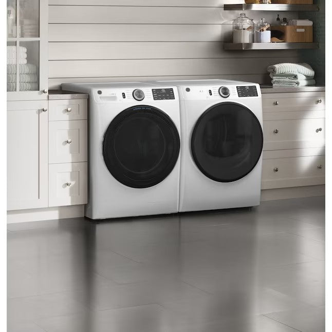 Secadora elétrica inteligente empilhável GE de 7,8 pés cúbicos (branca) com certificação ENERGY STAR.