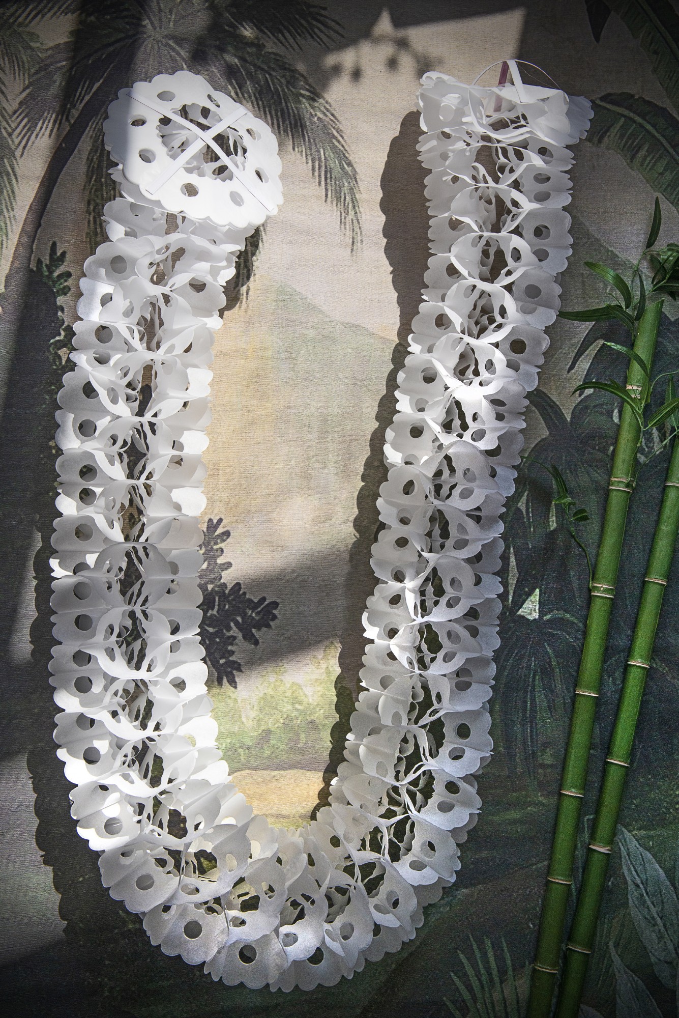 Papier-Girlande 'Schlange', weiß, Ø 23 cm, L 300 cm günstig bestellen