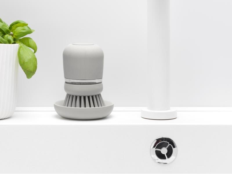Brabantia Spülbürste mit Seifenspender Grau Spülbürste mit integriertem Seifenspender