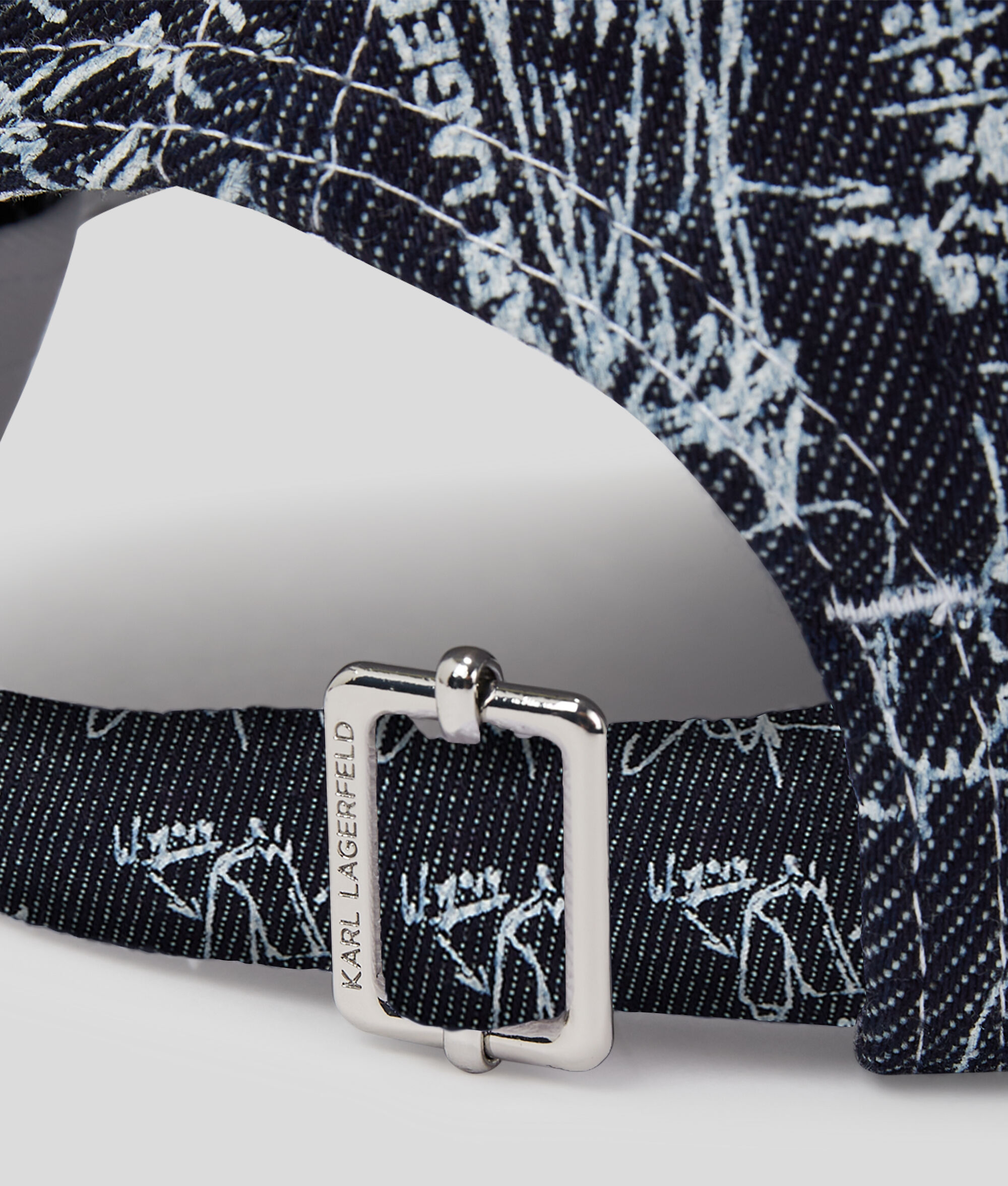 CASQUETTE AVEC MOTIF CROQUIS K/ESSENTIAL