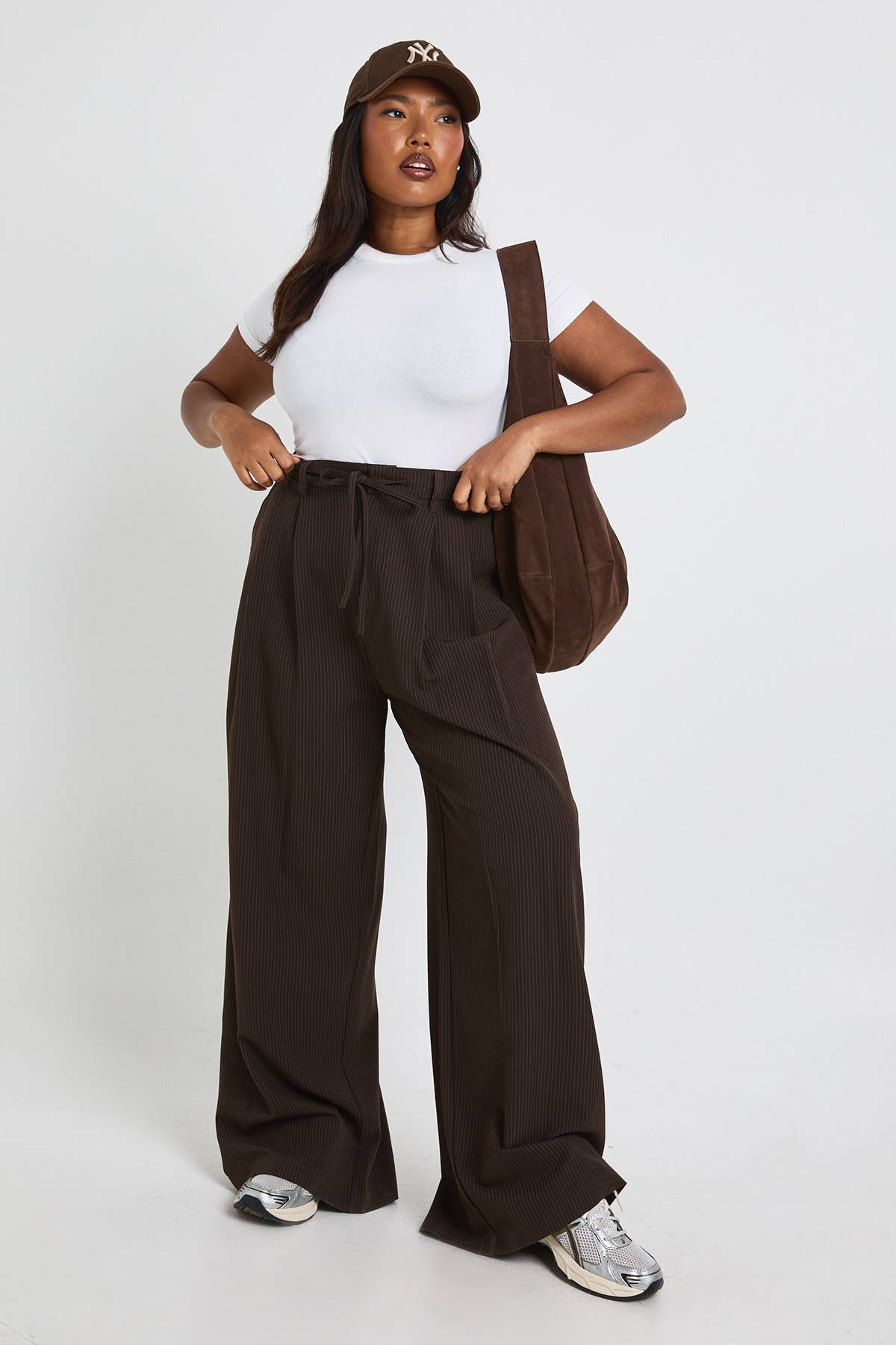 boohoo Top Long Ajusté À Manches Courtes Basique Grande Taille