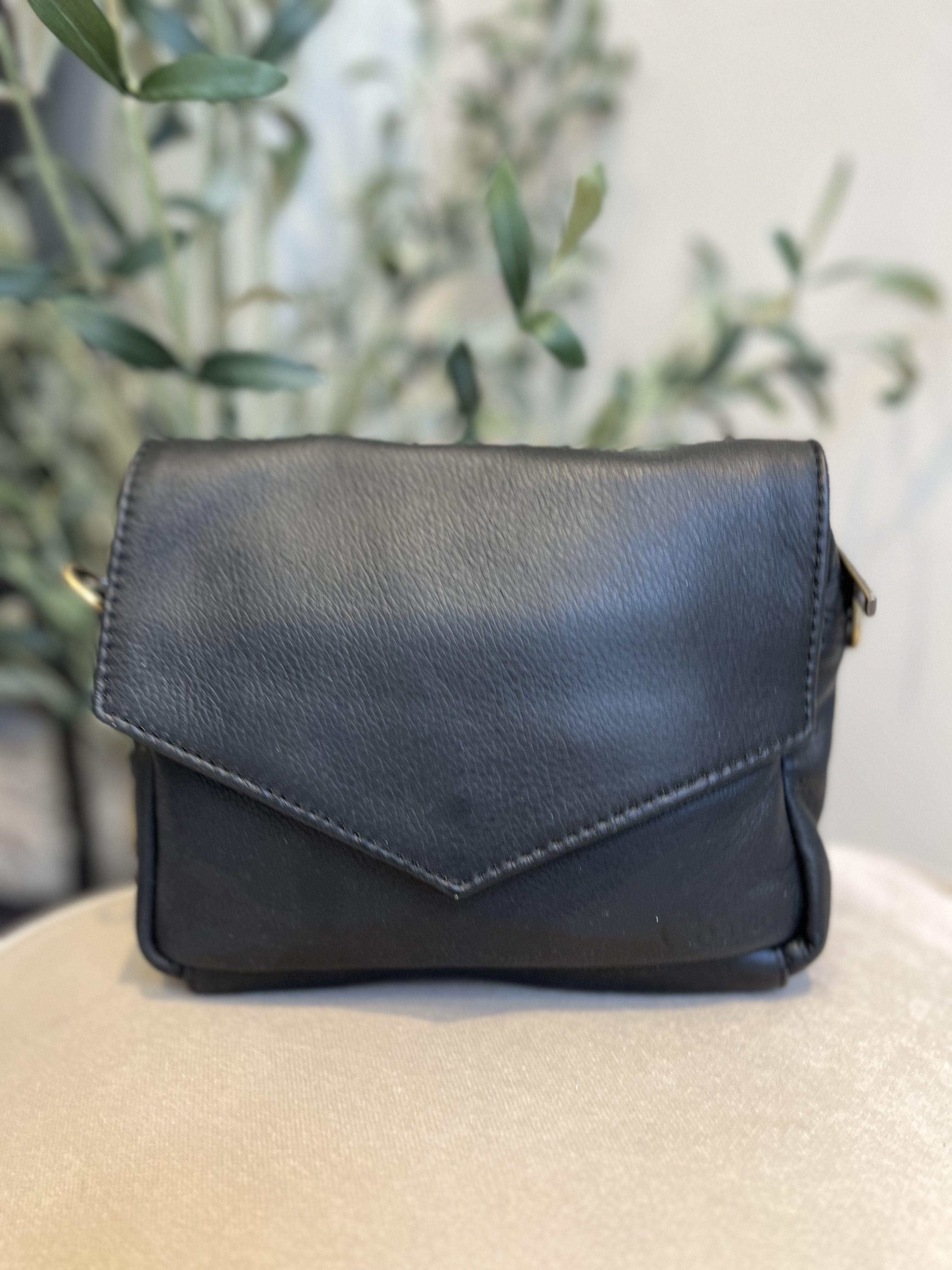 Chabo - Kyara Cross Bag - Black