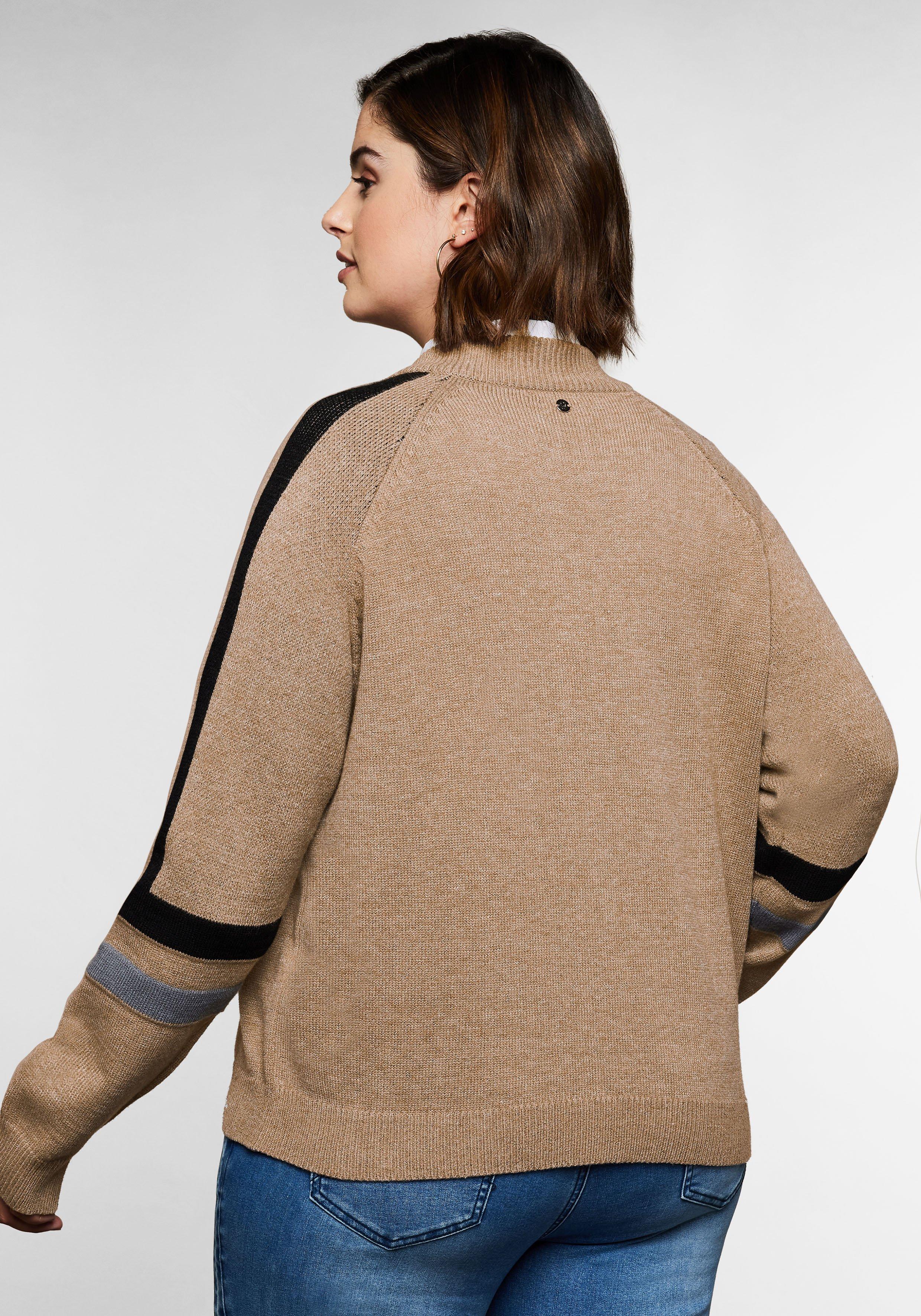 Strickjacke mit Raglanärmeln und Kontraststreifen