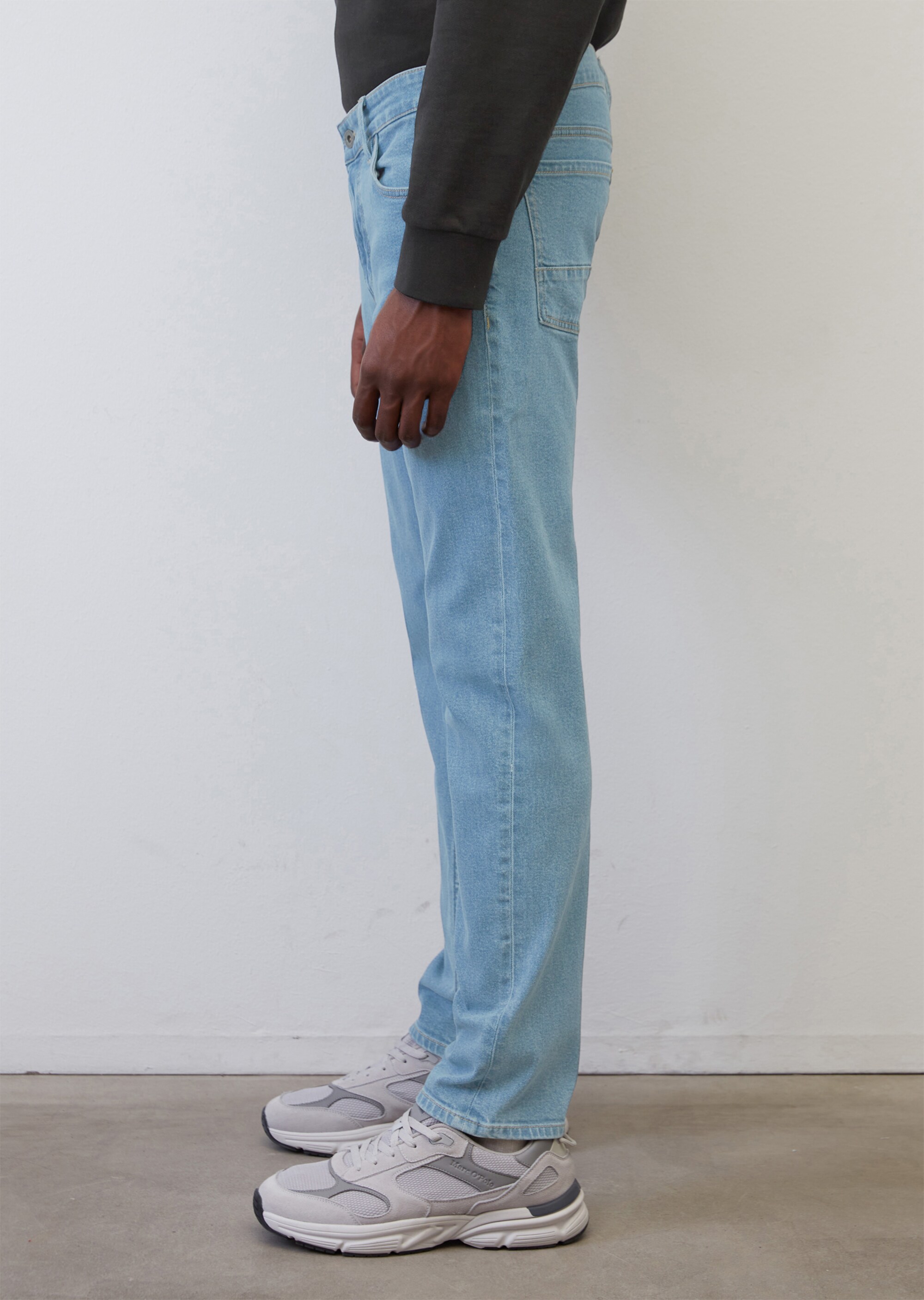 Jeans Modell SJÖBO shaped aus Bio-Baumwolle-Mix