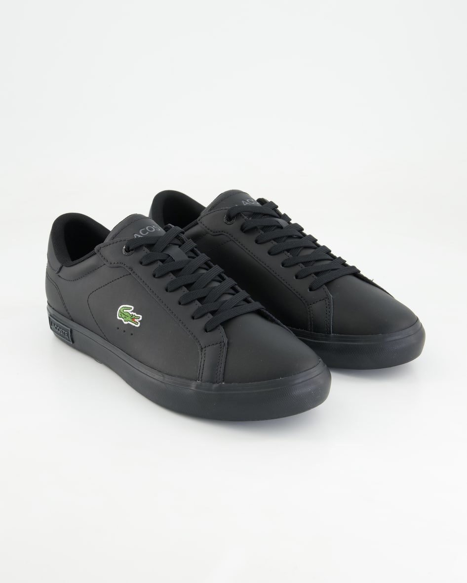 Lacoste Powercourt Sneaker in Schwarz