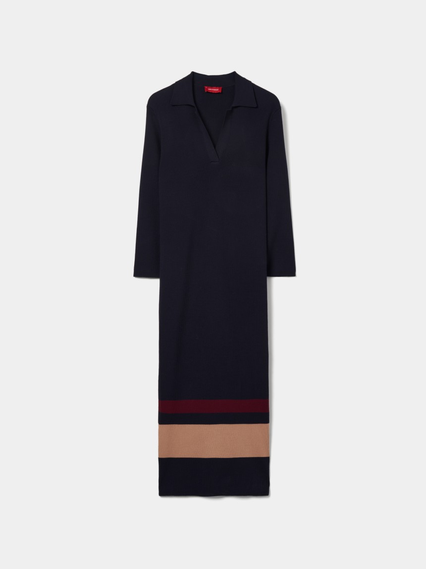Vestido de malha comprido com decote em V