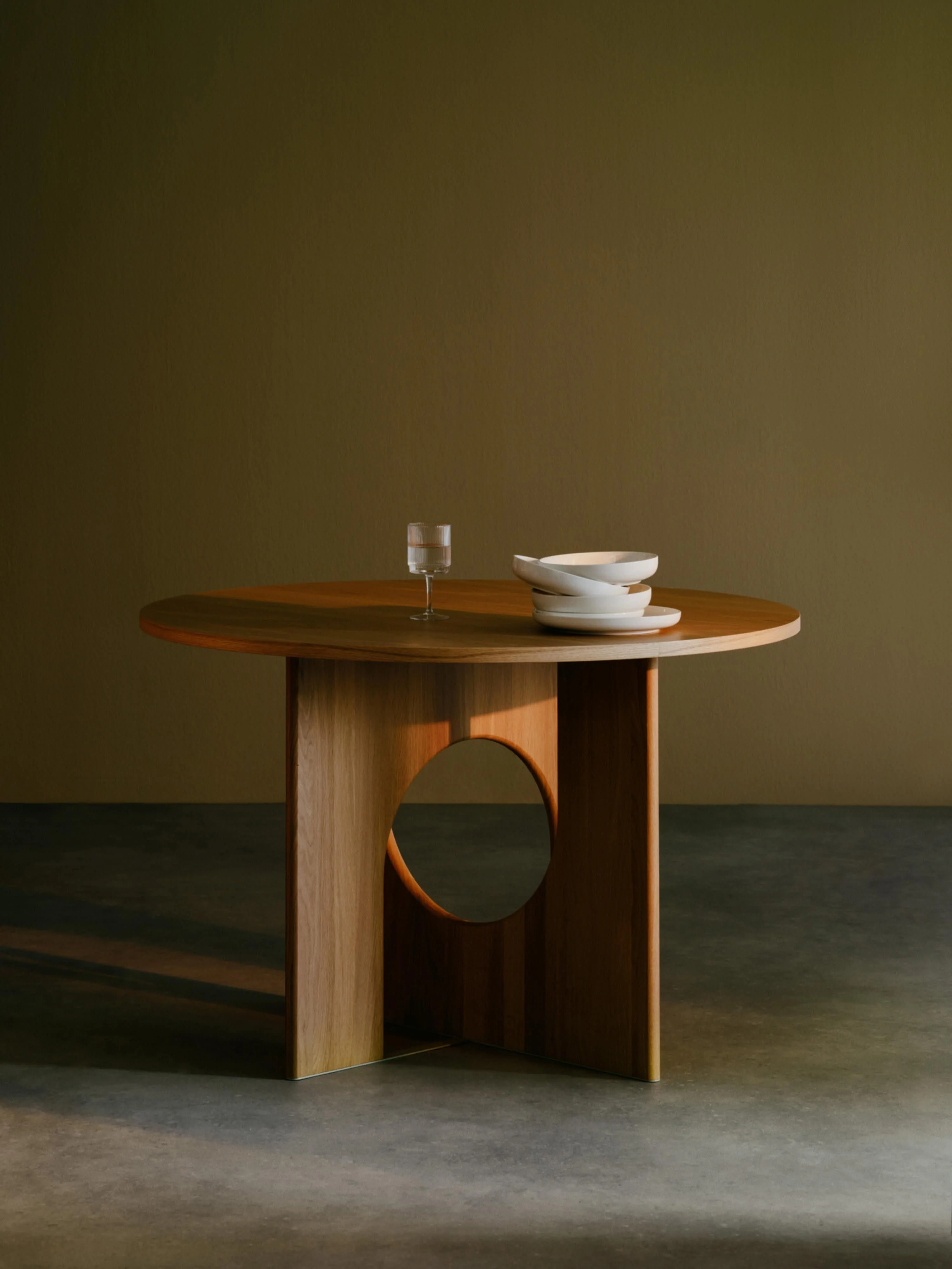 Ronde eettafel Apollo, in verschillende formaten