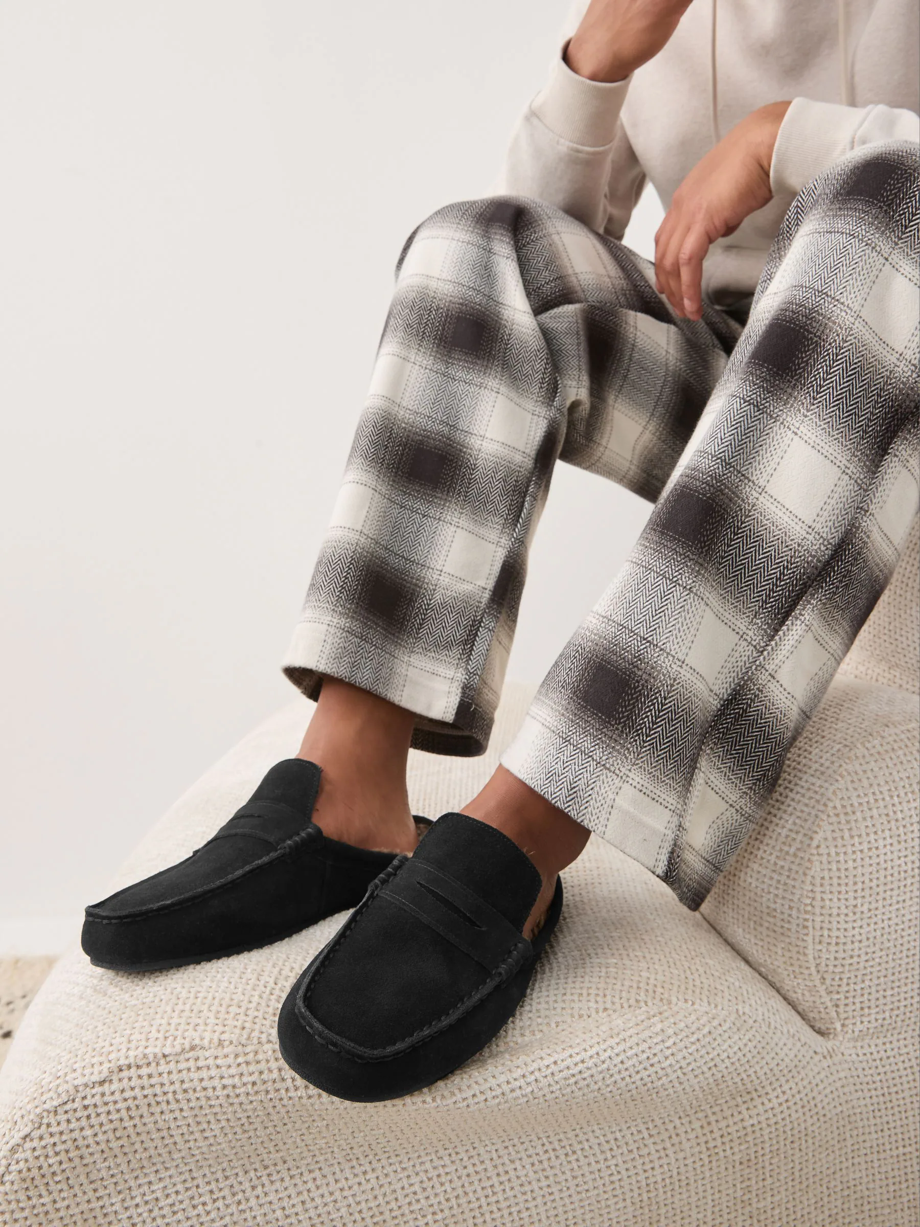 Zwart - Signature Faux Fur Lined Moccasin Mule Slippers
