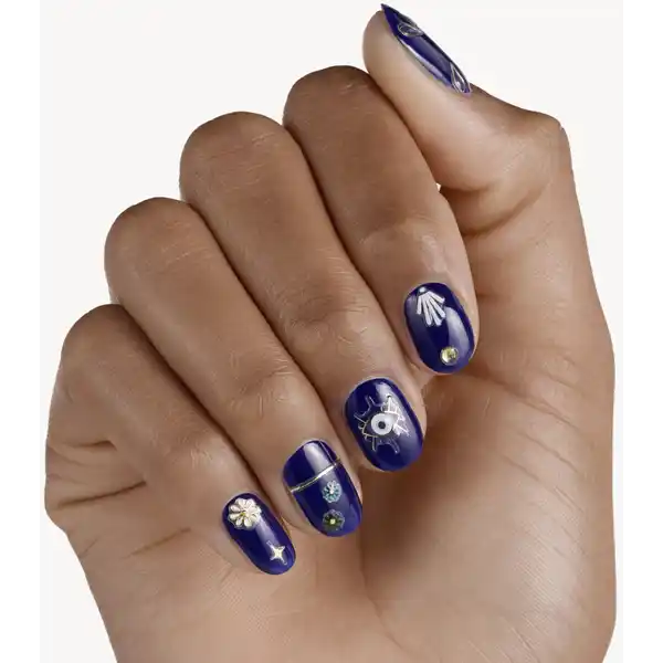 Stay bold, it's gold! Nail sticker