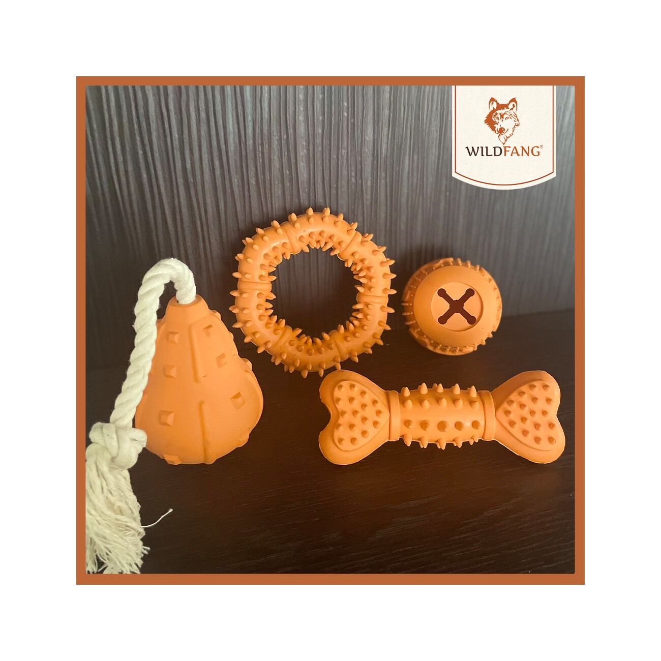 Wildfang Naturkautschuk Hundespielzeug - Kürbislabyrinth Lilo