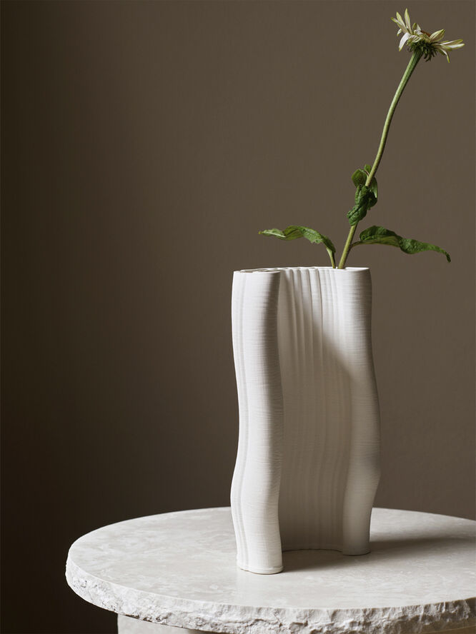 ferm LIVING Moire Vase - Off-White Off-white