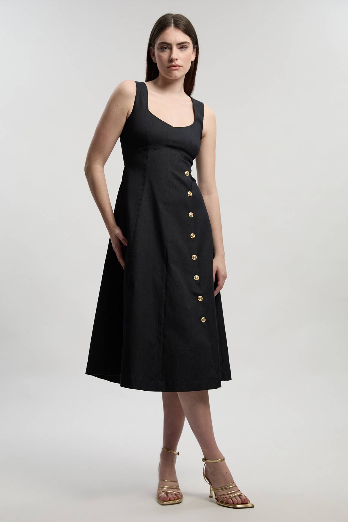 KarenMillen Robe Mi-longue Cintrée en Denim sans Manches à Jupe Évasée