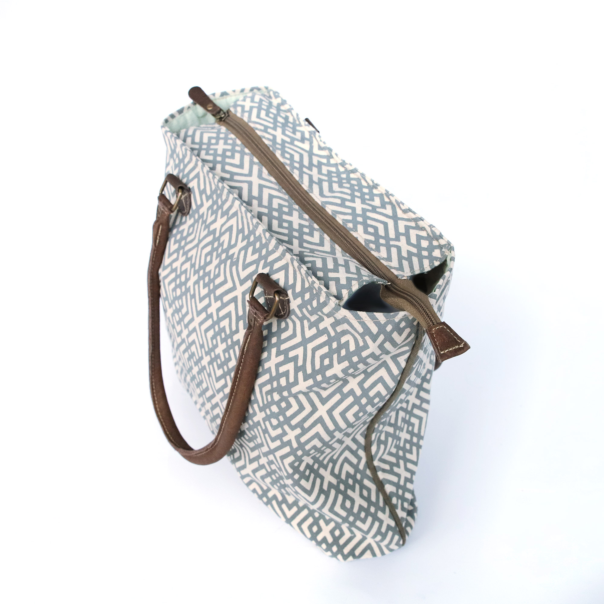 Tasche 'Weannie', weiß-grau, B 45 cm, H 34 cm günstig bestellen