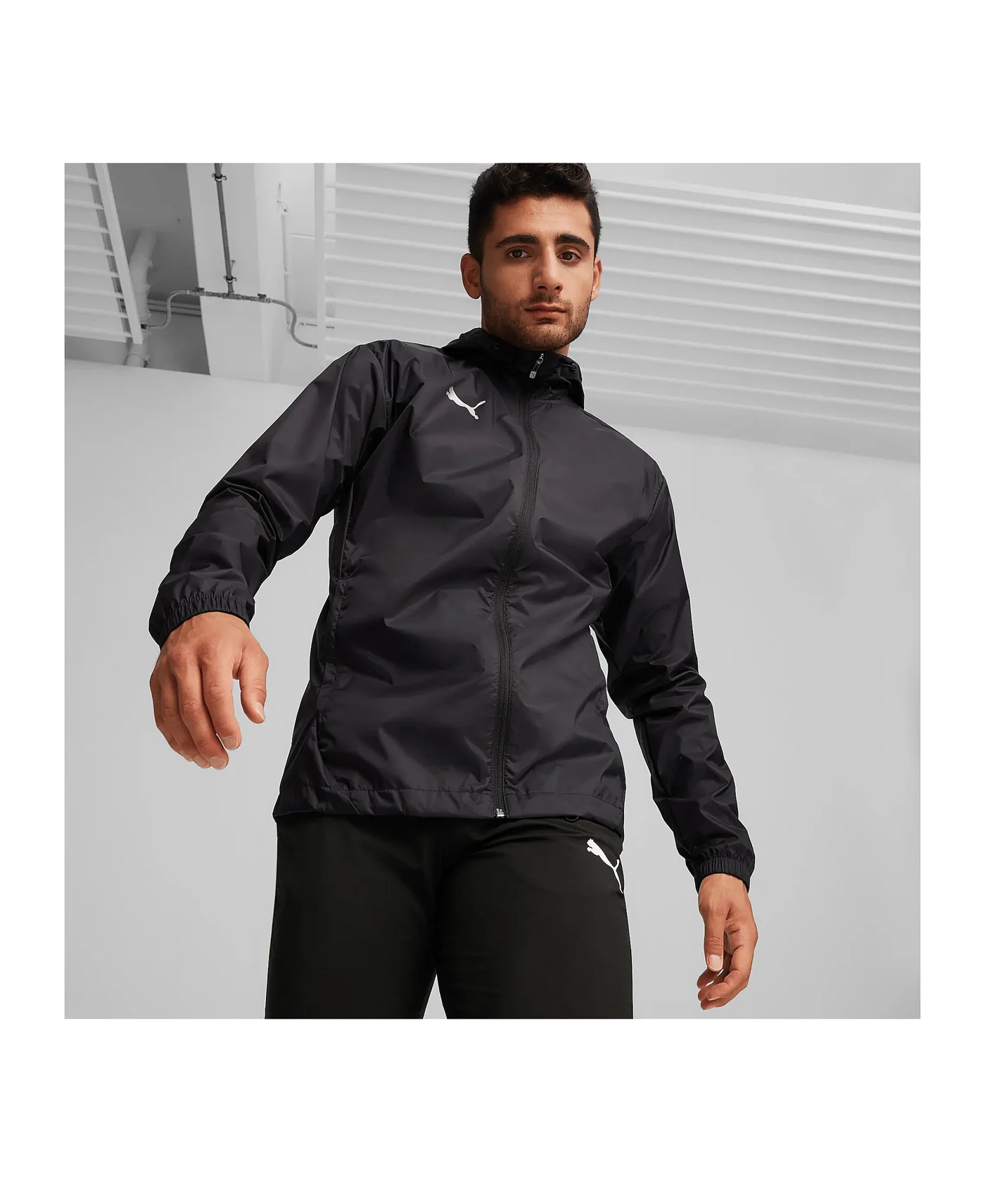 PUMA teamFINAL Allwetterjacke Schwarz F03