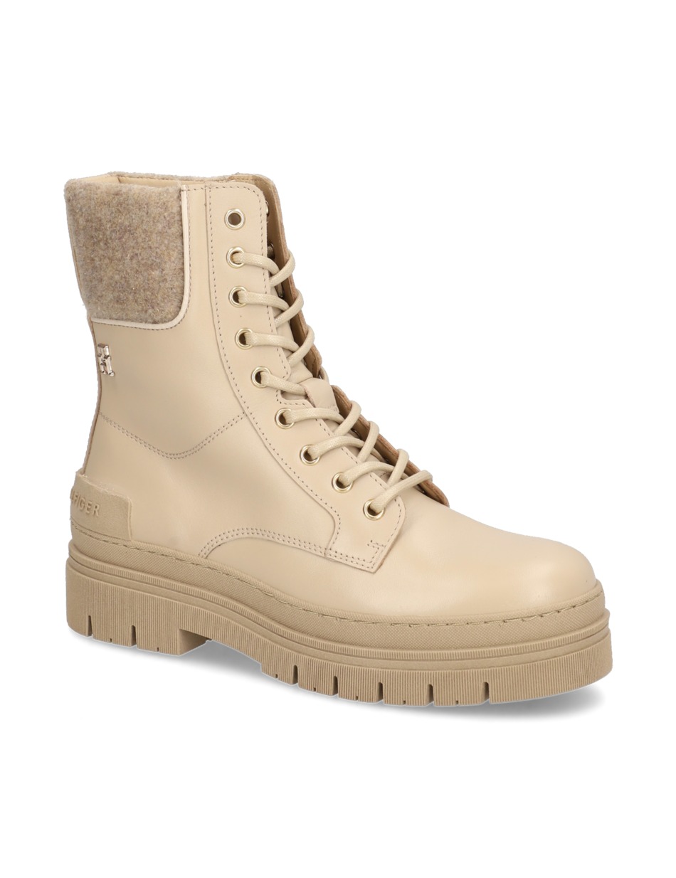 FEMININE FELT LACE UP BOOTIE