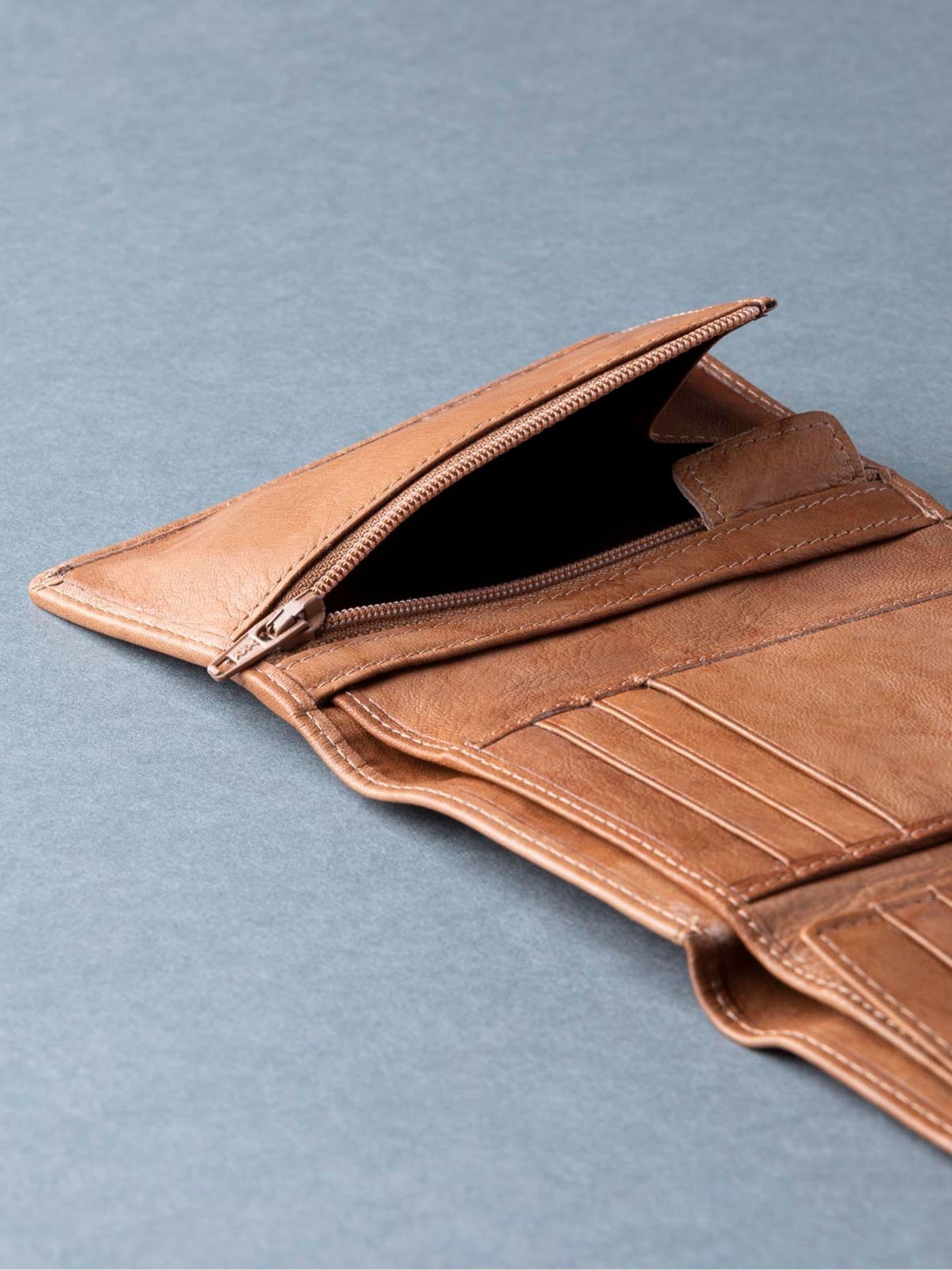Lichtbruin - Lakeland Leather Bowston portemonnee met opvouwbaar ontwerp