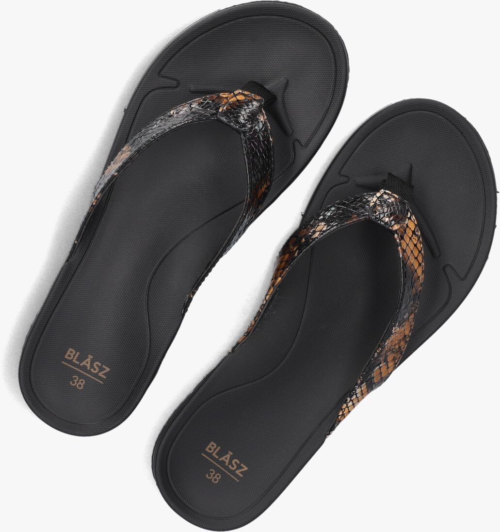 zwarte blasz teenslippers bella 2402