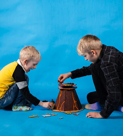 Crateit Kreas?t - Dinosaur - Tr? - Flugt fra Vulkanen