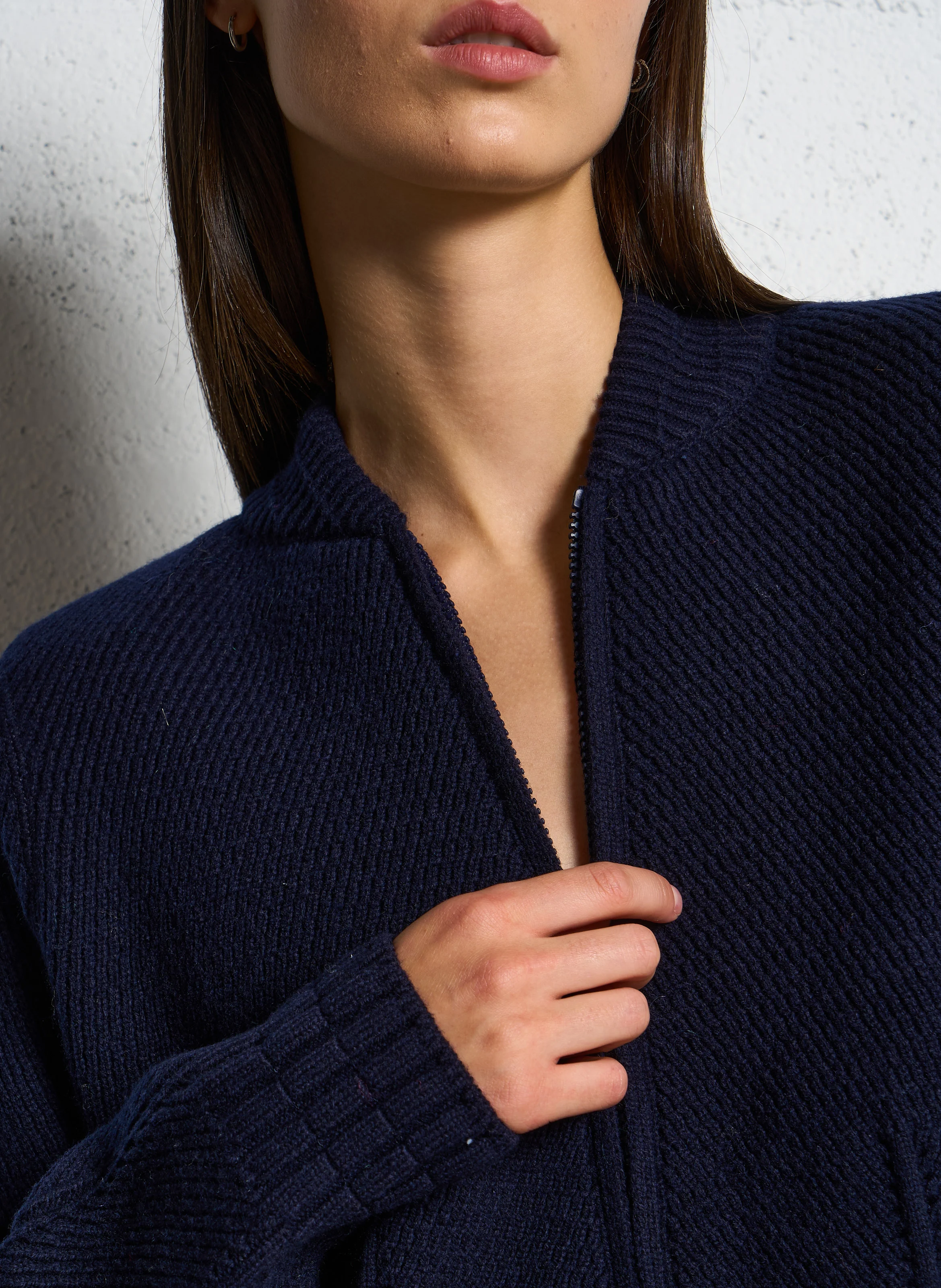 BELEM - Gilet col rond droit en laine mélangée | Bleu