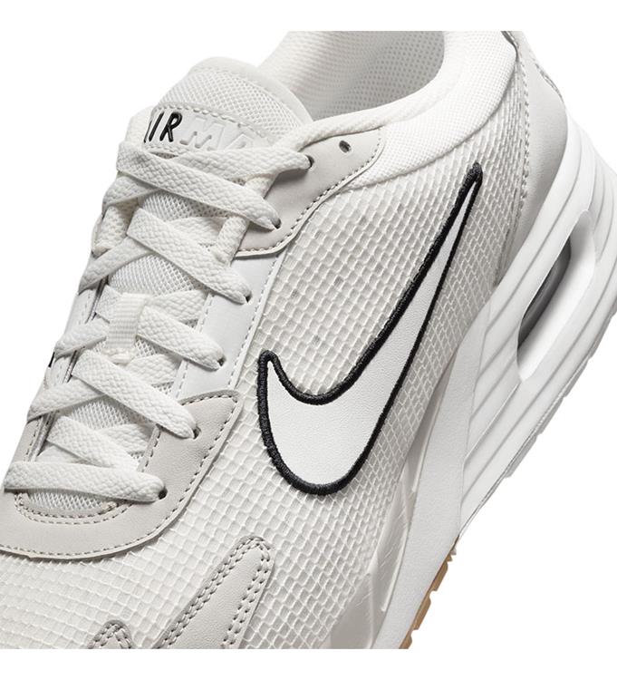 Nike Men Air Max Solo Sneakers