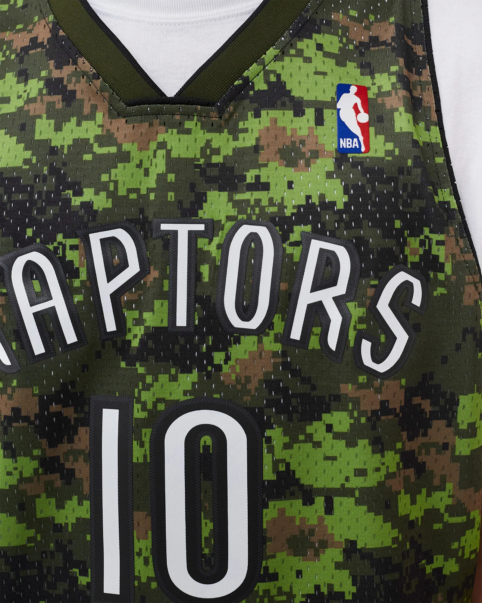 Mitchell & Ness NBA Camo Swingman Jersey Toronto Raptors Alternate 2011-12 Demar Derozan #10