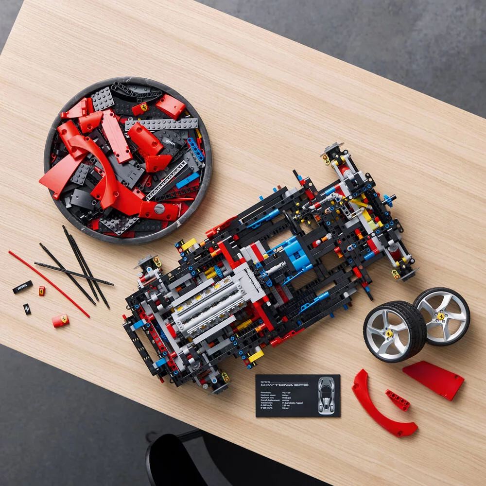 LEGO®TECHNIC 42143 - FERRARI DAYTONA SP3