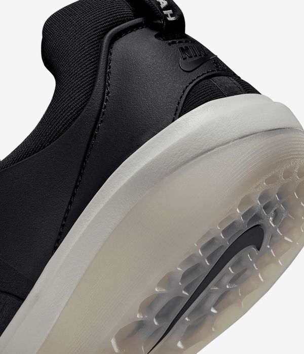 Nike SB Nyjah 3 Schuh (black white black)