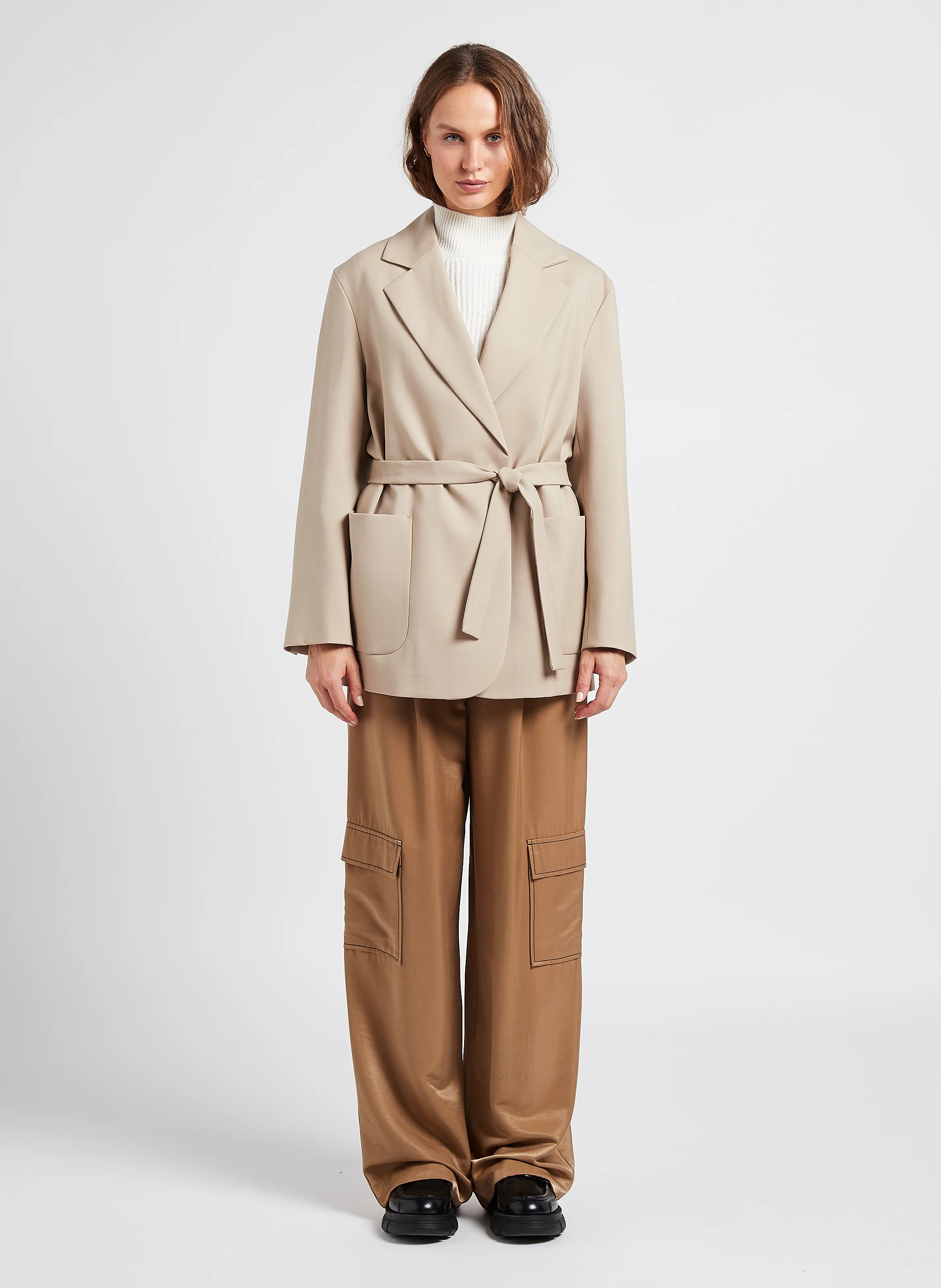 Veste col tailleur en laine vierge | Beige