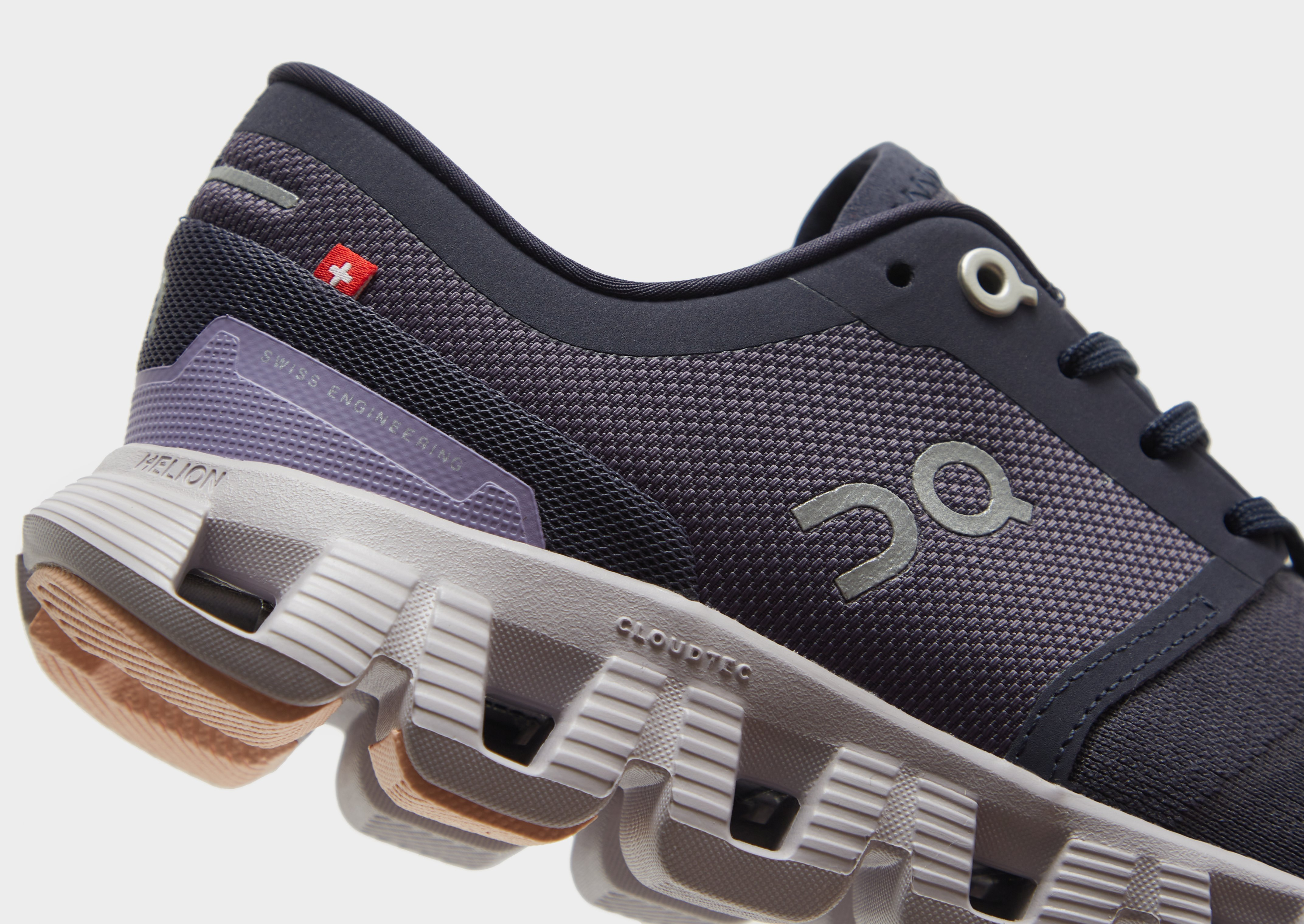 On Running Cloud X 3 Femme