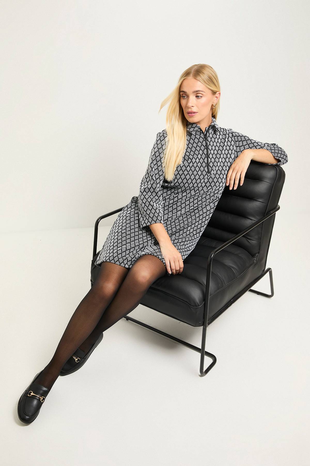 Wallis Robe Droite Zippée En Ponte Jacquard Géométrique Petite Taille