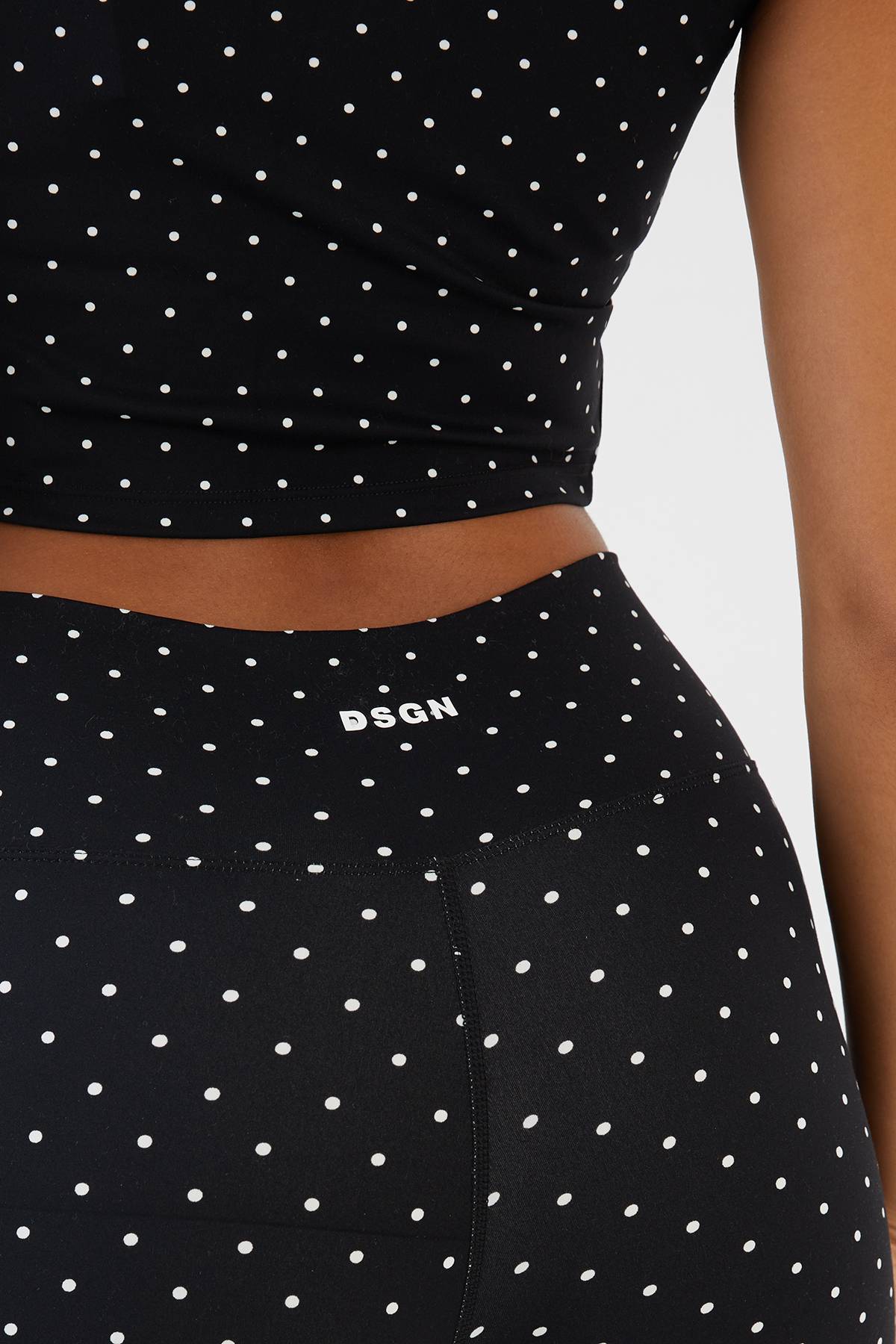 Legging Capri À Pois Sculpté Dsgn Studio