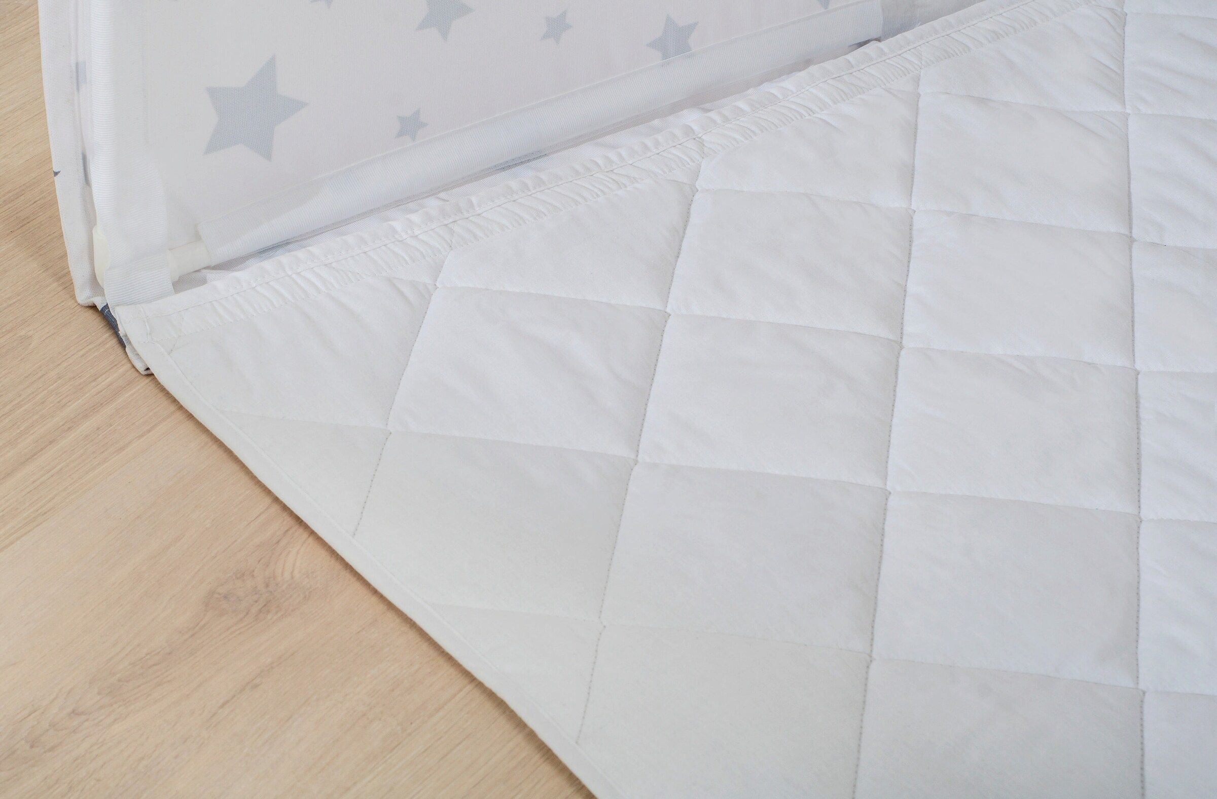 Ticaa Spiel- und Betttunnel, Kinderzelt, Kindertunnel für Jungs & Mädchen Spielzelt für Bodenbett, Hochbett, Etagenbett und Einzelbett 90x200cm sternentanz weiß