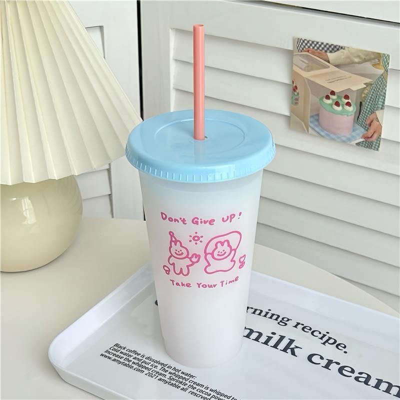 Tuhat - Beletterde plastic drinkbeker met rietje (verschillende ontwerpen)