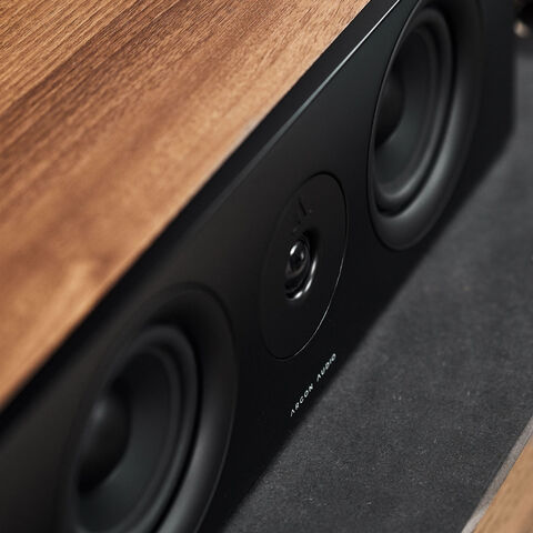 Argon Audio FORUS CENTER – betaalbare middenluidspreker voor home-cinema’s Hout