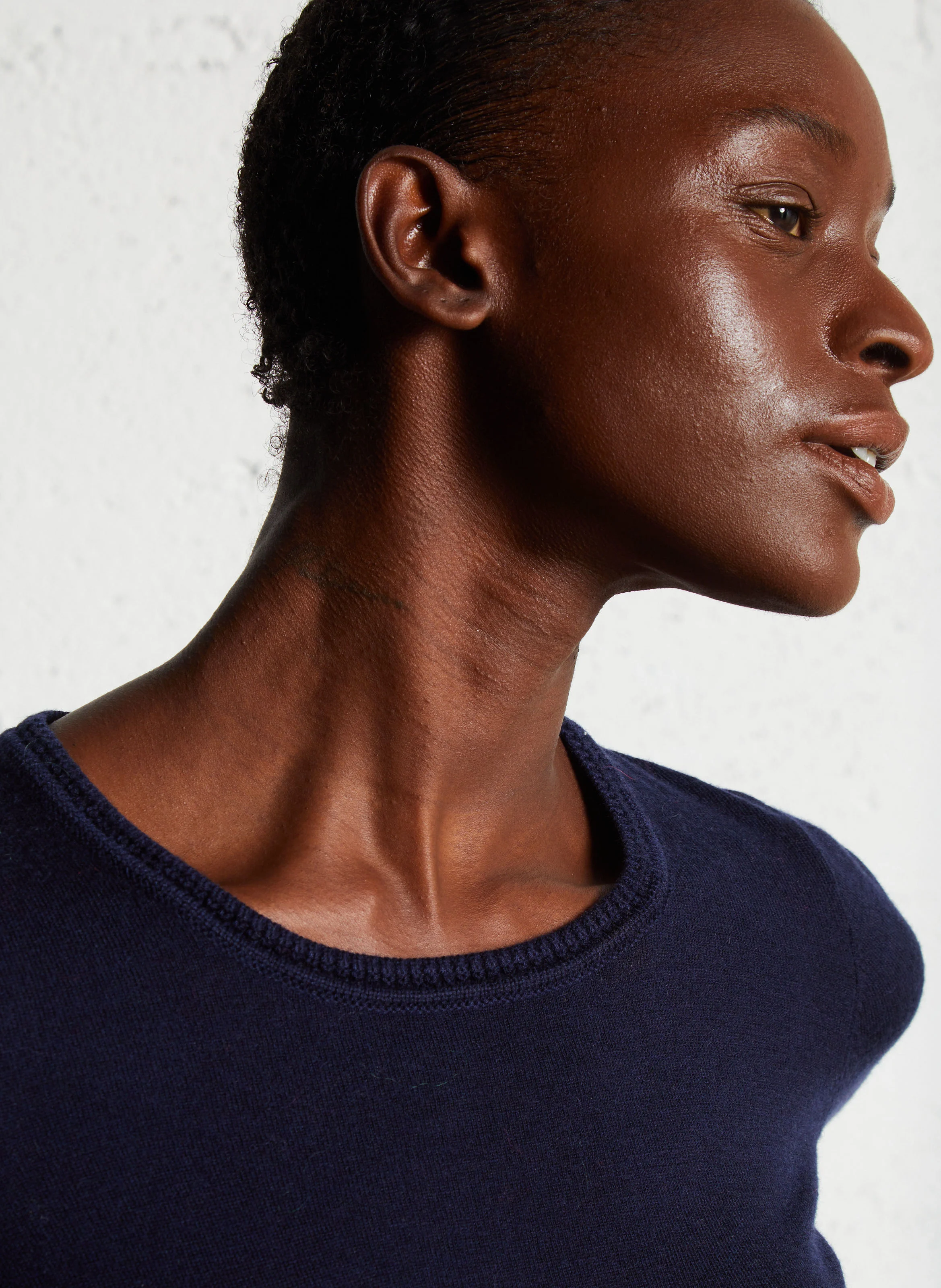 MARIE - Pull col rond droit en maille | Bleu