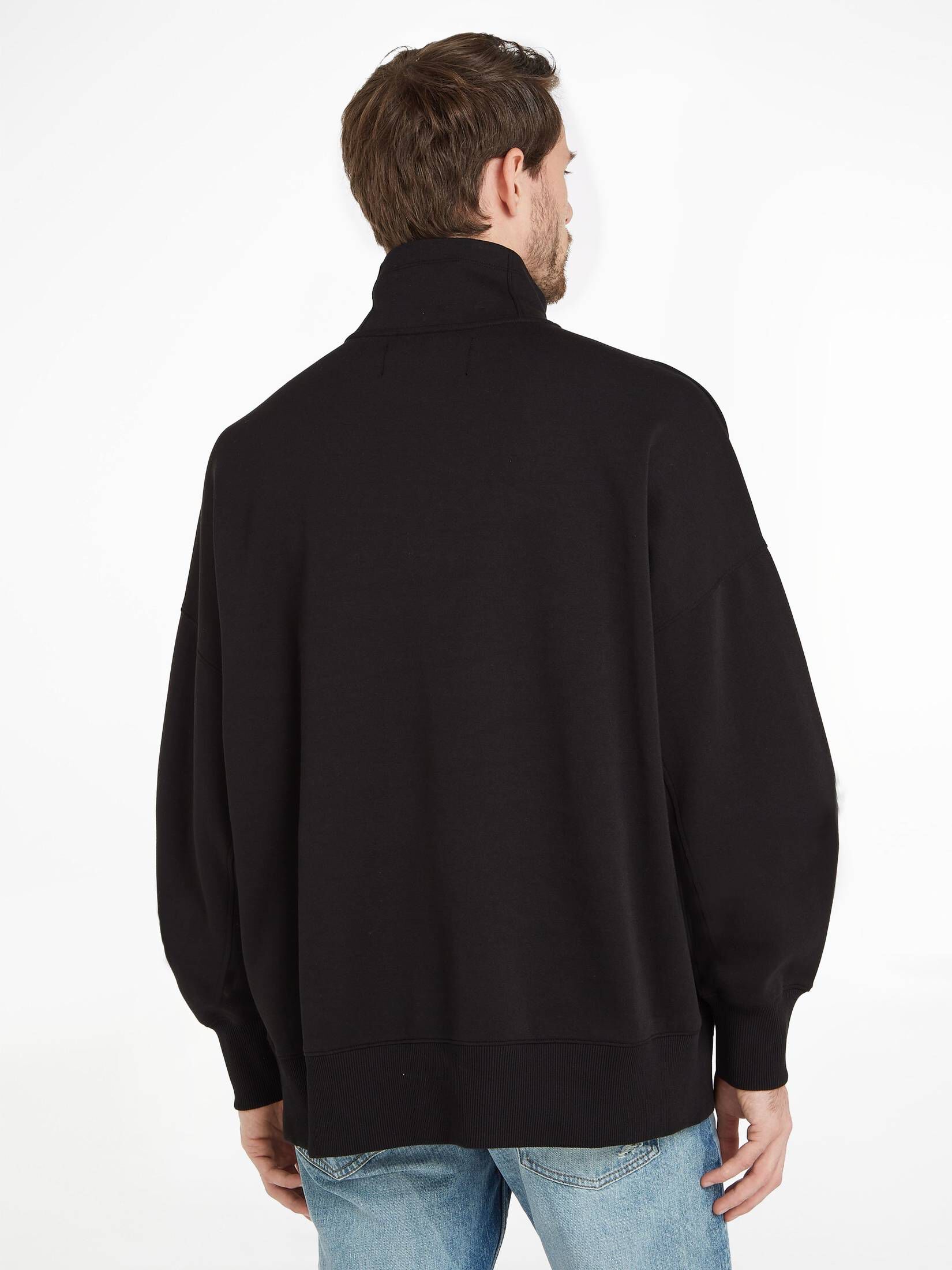 CALVIN KLEIN JEANS| Herren Sweatshirt INSTITUTIONAL EMBOSSED HALF ZIP